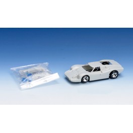 Ford MKIV NSR – White Body Kit