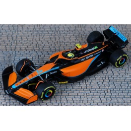 McLaren MC136 - Scalextric 